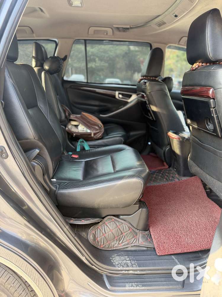 Toyota Innova Crysta 2.4 Z 7 Str, 2016, Diesel