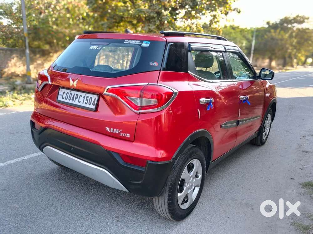 Mahindra Xuv300 W6, 2023, Petrol