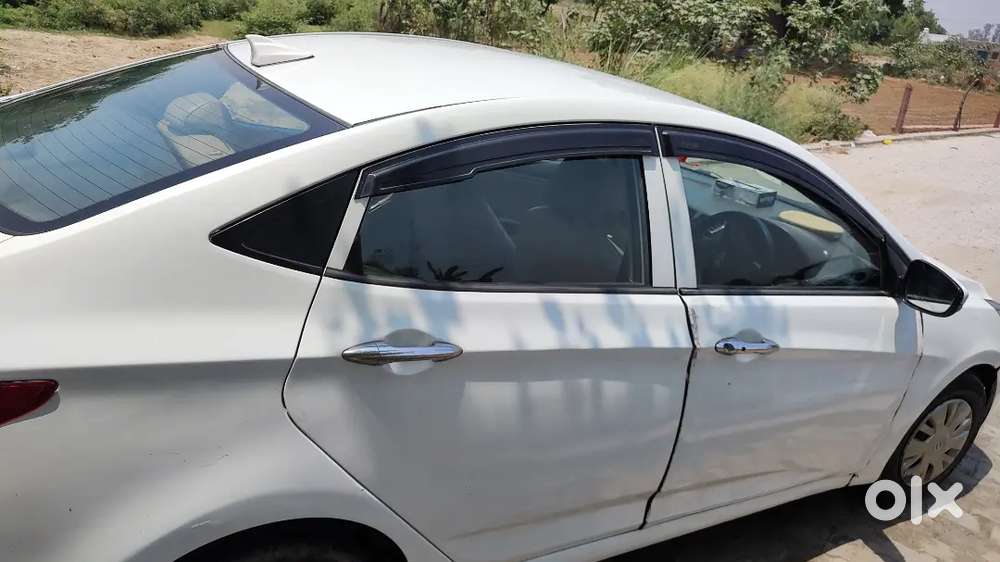 Verna Fluidic Automatic Start Stop Button Petrol+ Cng