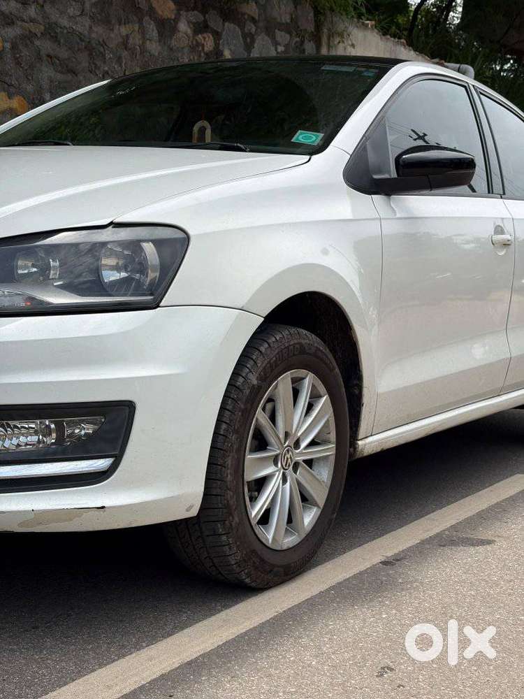 Volkswagen Vento 1.6 Highline, 2017, Petrol