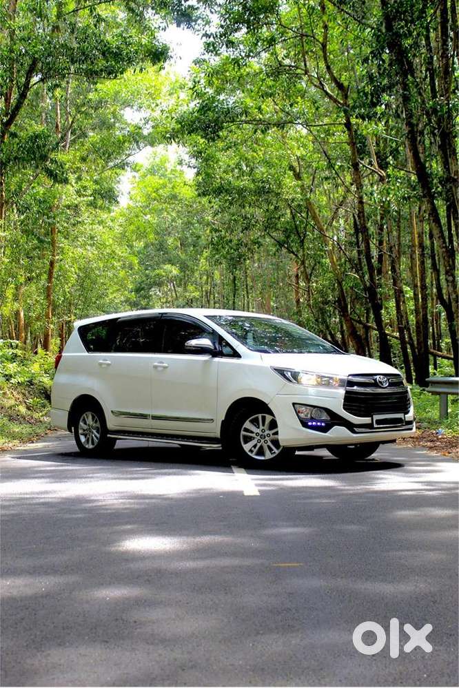 Toyota Innova Crysta 2018