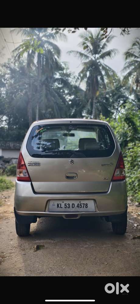 Maruti Suzuki Estilo 2012