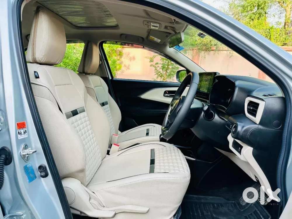 Maruti Suzuki Dzire Zxi Ags, 2025, Petrol