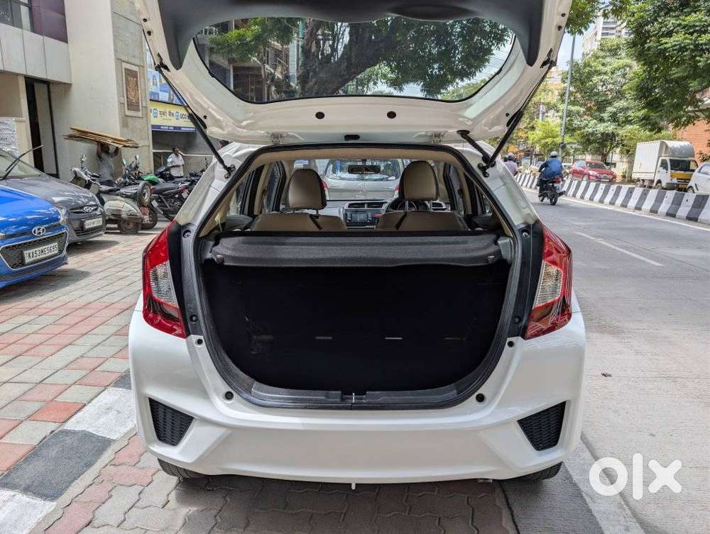 Honda Jazz V Cvt, 2015, Petrol