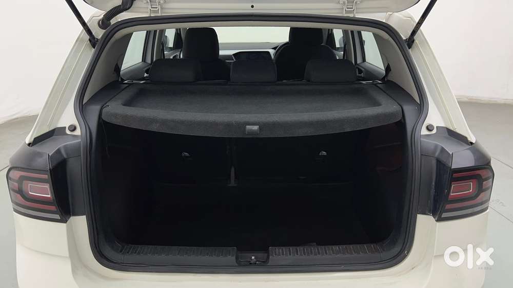 Volkswagen Taigun 1.0 Tsi Highline At, 2022, Petrol