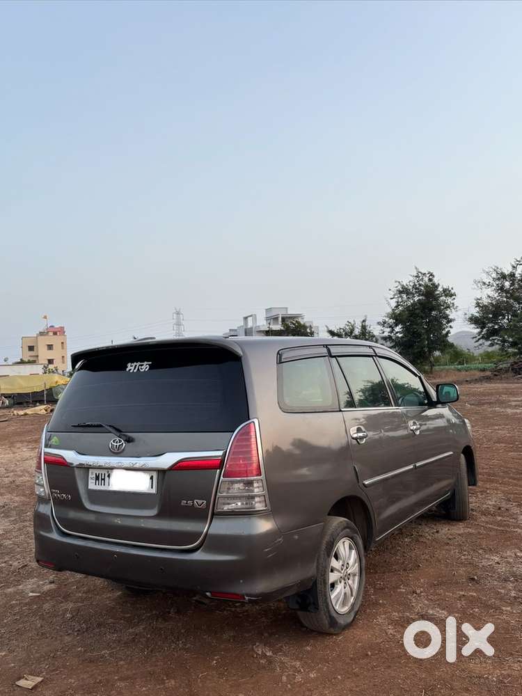 Toyota Innova Diesel 2011