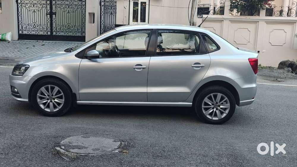 Volkswagen Ameo 1.5 Tdi Highline At 16 Alloy, 2018, Diesel