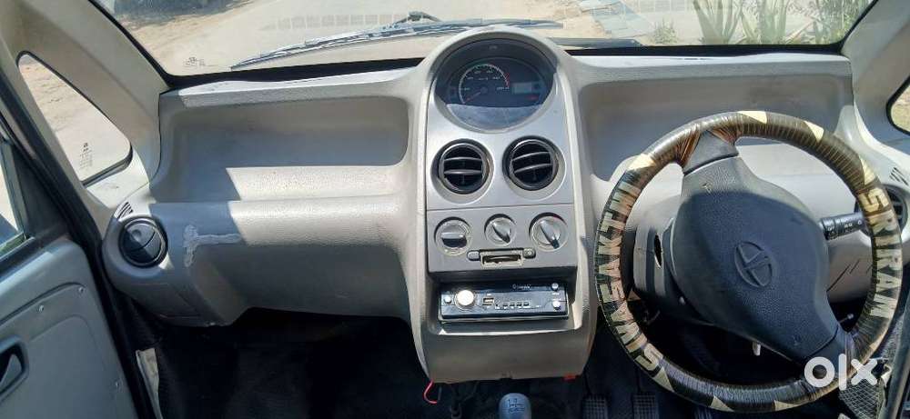 Tata Nano Xe, 2012, Petrol