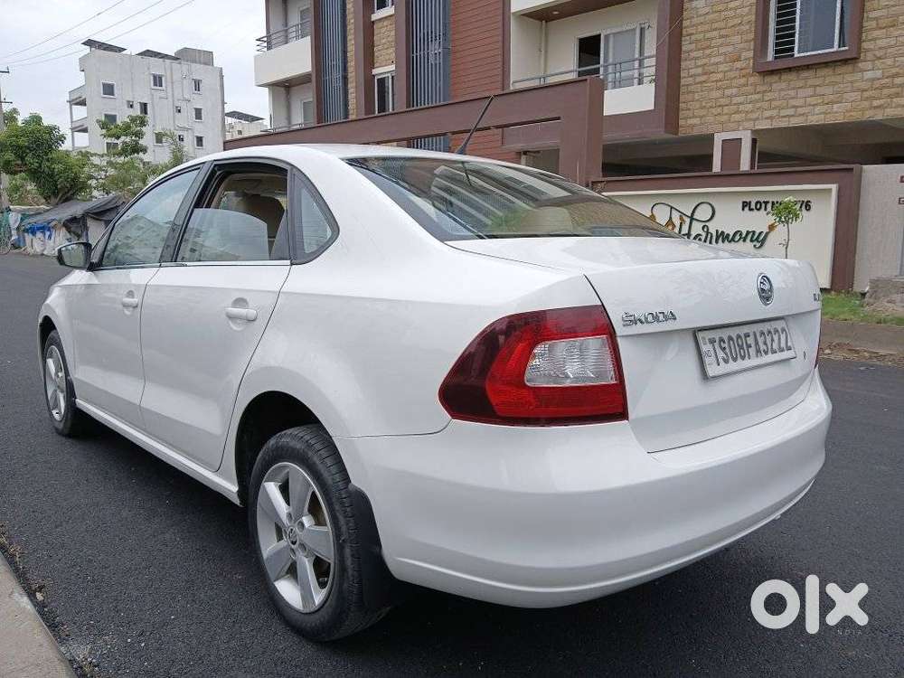 Skoda Rapid 1.0 Style At, 2016, Diesel