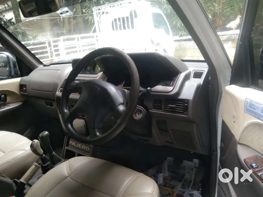 Mitsubishi Pajero 2010