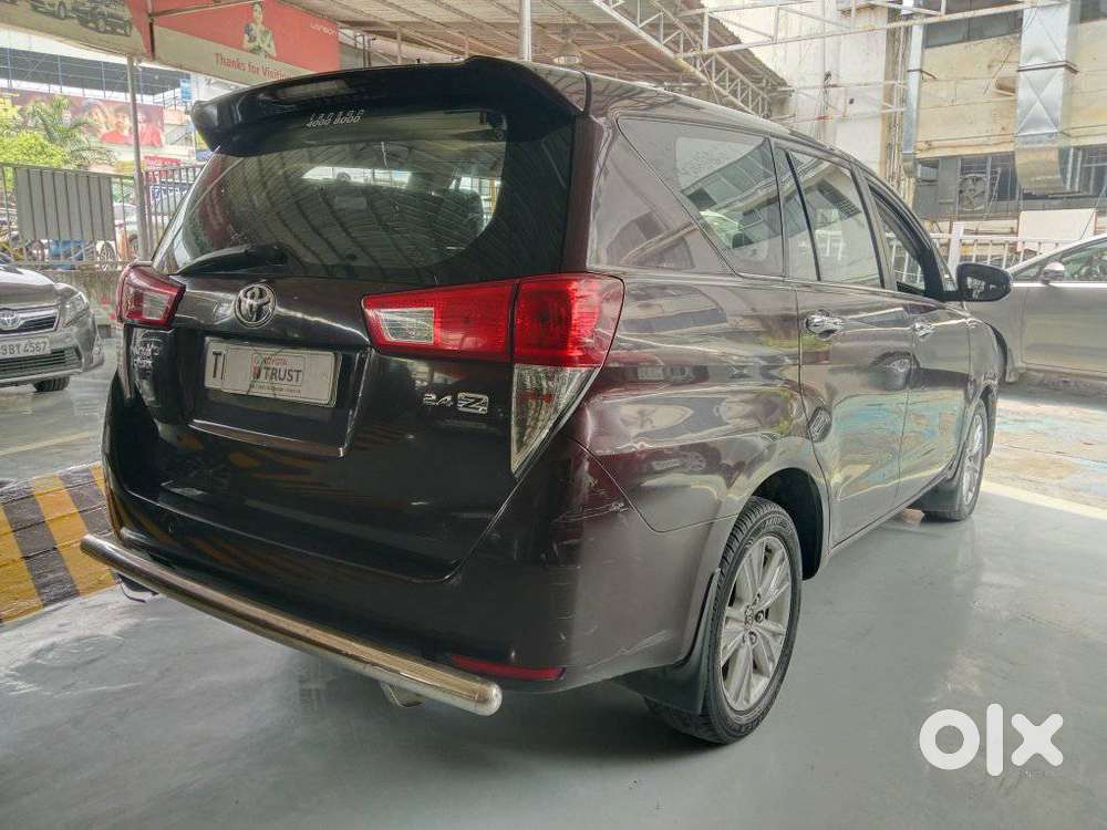 Toyota Innova Crysta, 2016, Diesel