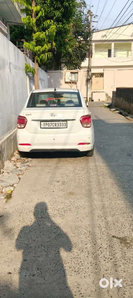 Hyundai Xcent 2015 Diesel 840000 Km Driven