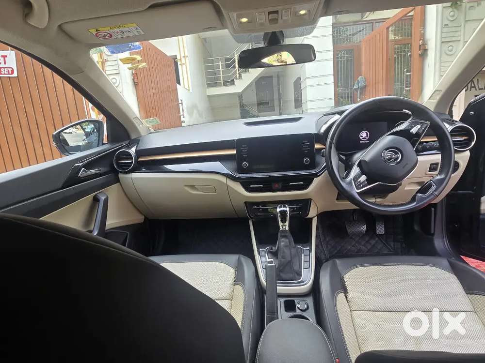 Skoda Slavia 2023 1.5 Gt