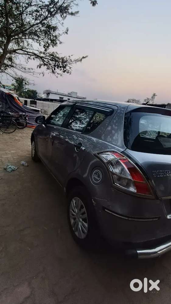 Maruti Suzuki Swift 2016 Petrol 100000 Km Driven