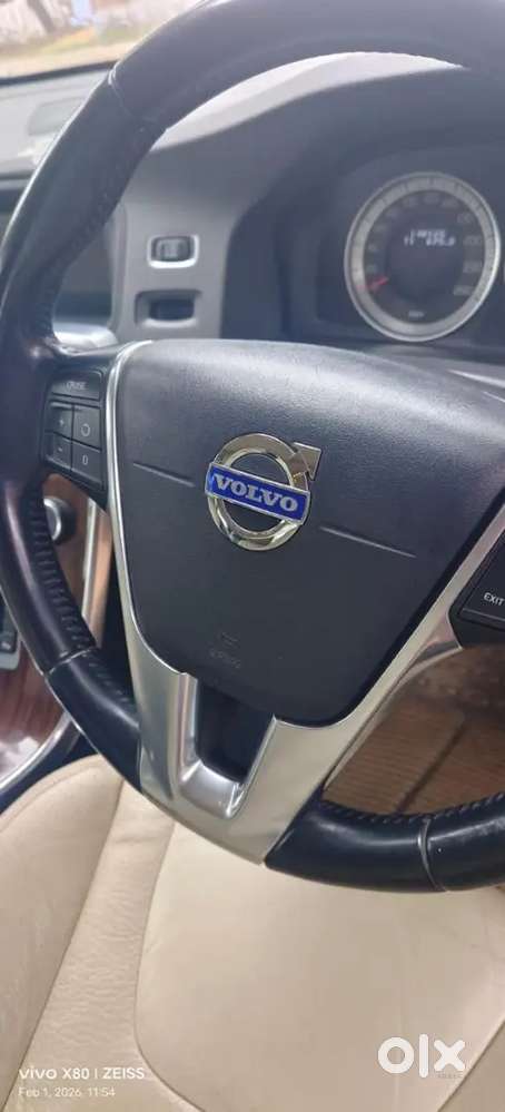 Volvo S60 Company Service