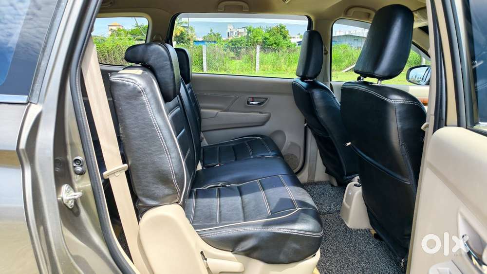 Maruti Suzuki Ertiga Vxi Shvs, 2023, Petrol