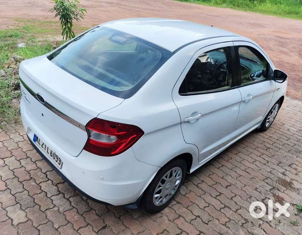 Ford Figo Aspire Trend, 2015, Petrol