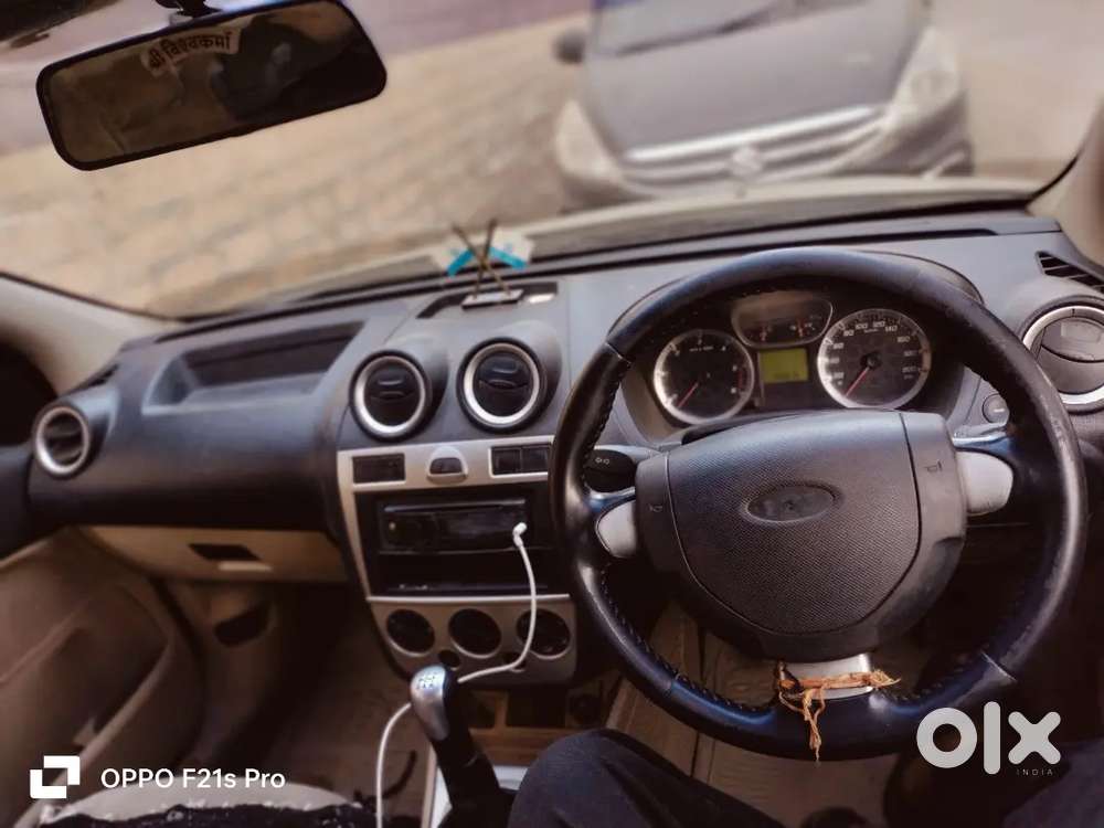 Gadi Saaf Condition Me He