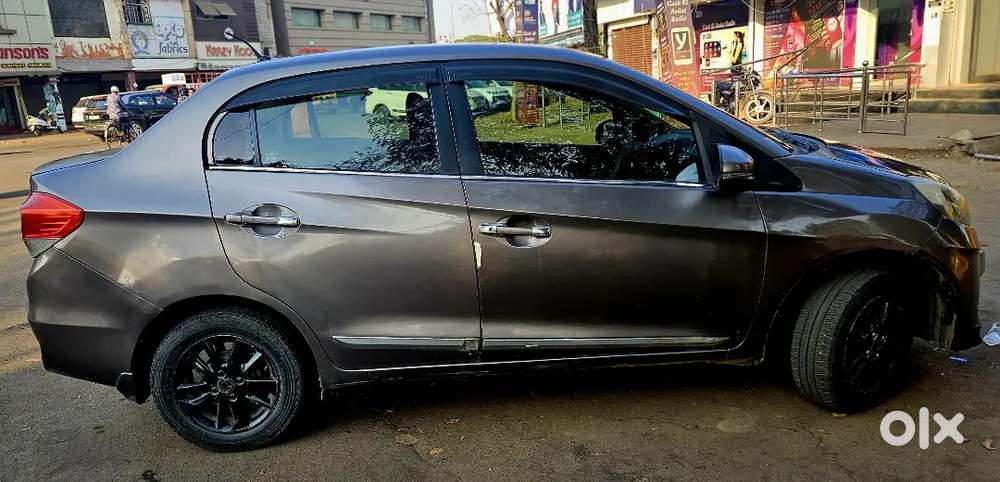 Honda Amaze 2013 Diesel Well Maintained