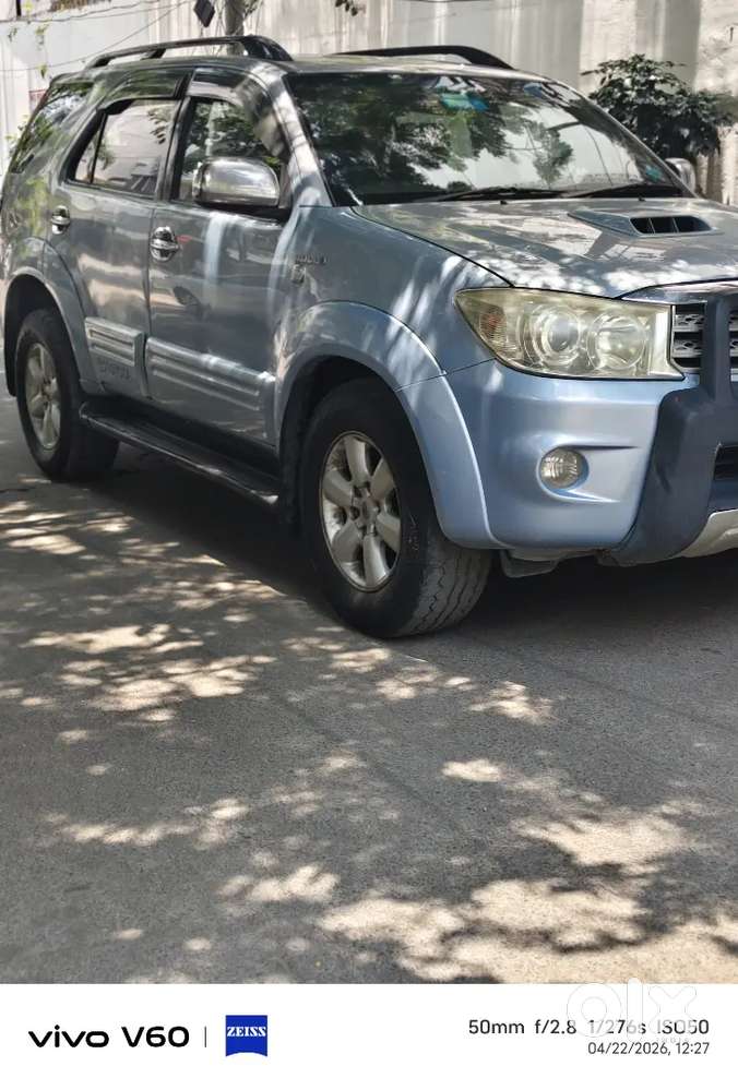 Toyota Fortuner 4x4 2011 Manual8