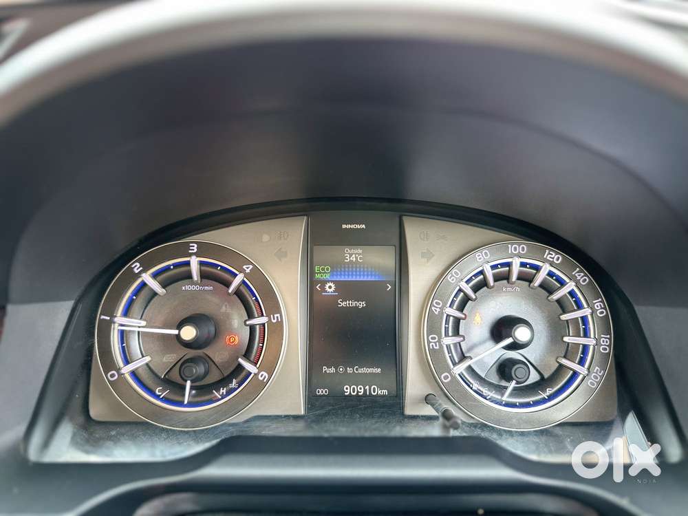 Toyota Innova Crysta 2.4 Vx Mt 8s, 2018, Diesel