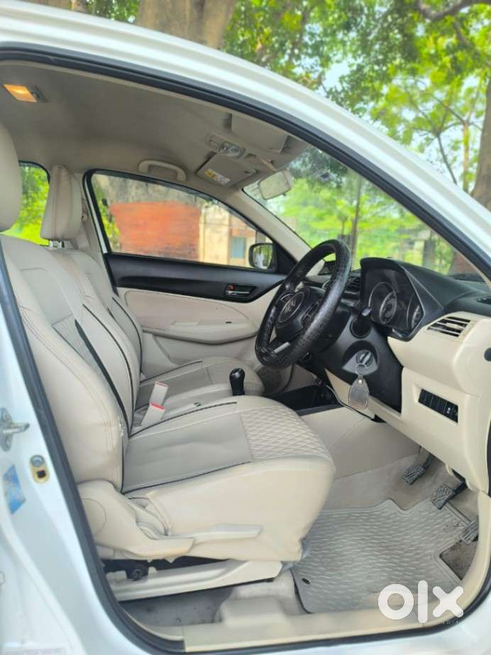 Maruti Suzuki Dzire 1.2 Vxi, 2023, Petrol