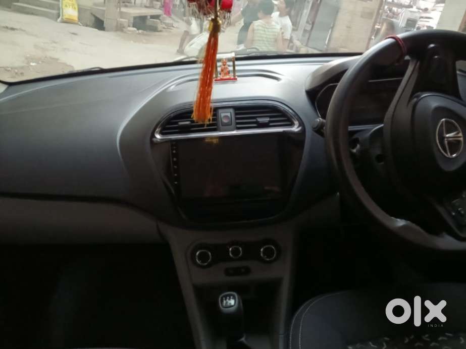 Tata Tiago 1.2 Revotron Xt (o), 2023, Petrol