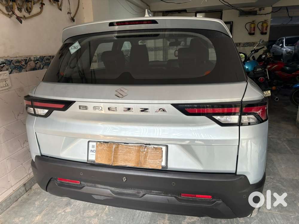 Maruti Suzuki Brezza Vxi 2024 Year