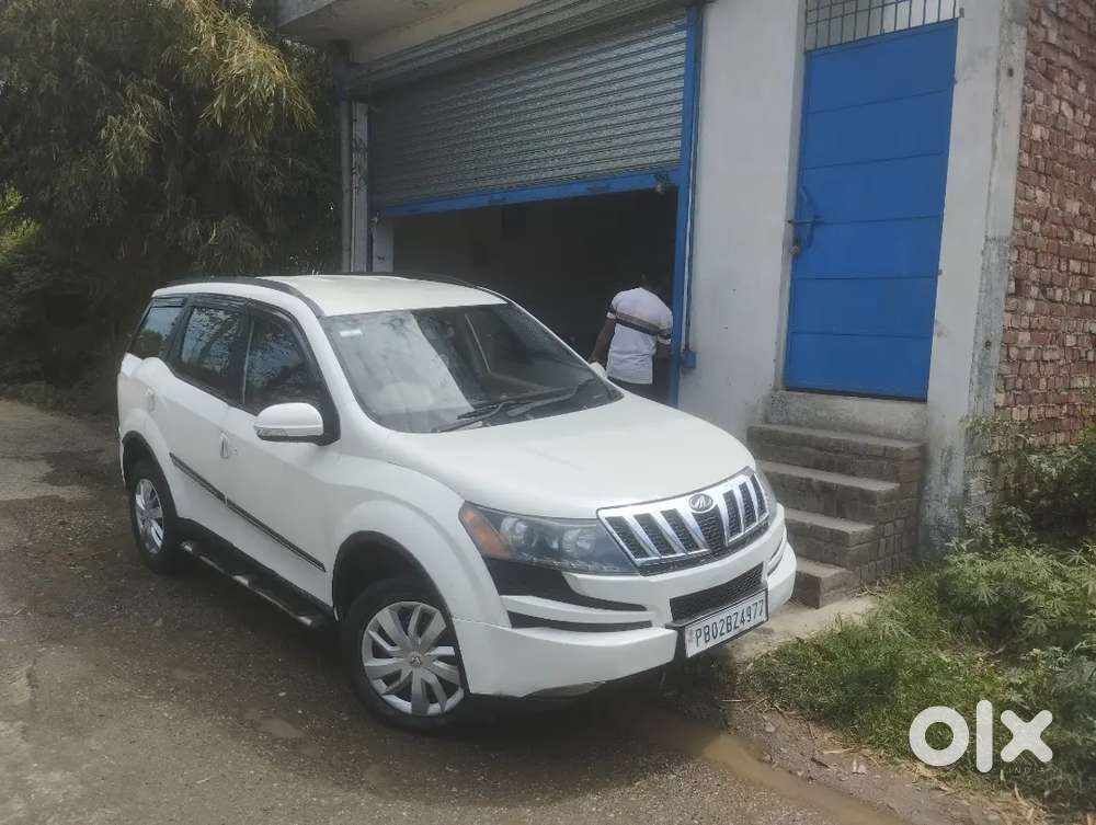 Mahindra Xuv500 2013 Diesel 105000 Km Driven