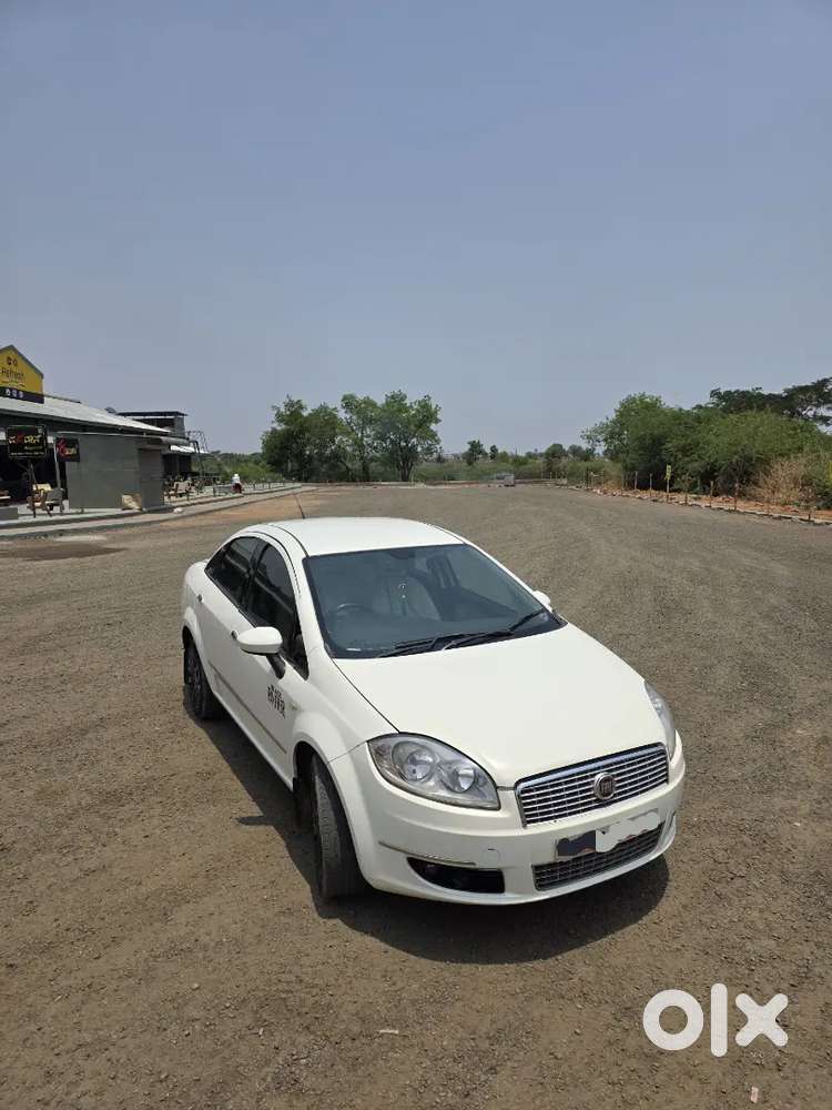 Fiat Linea Emotion 2011 Diesel Manual