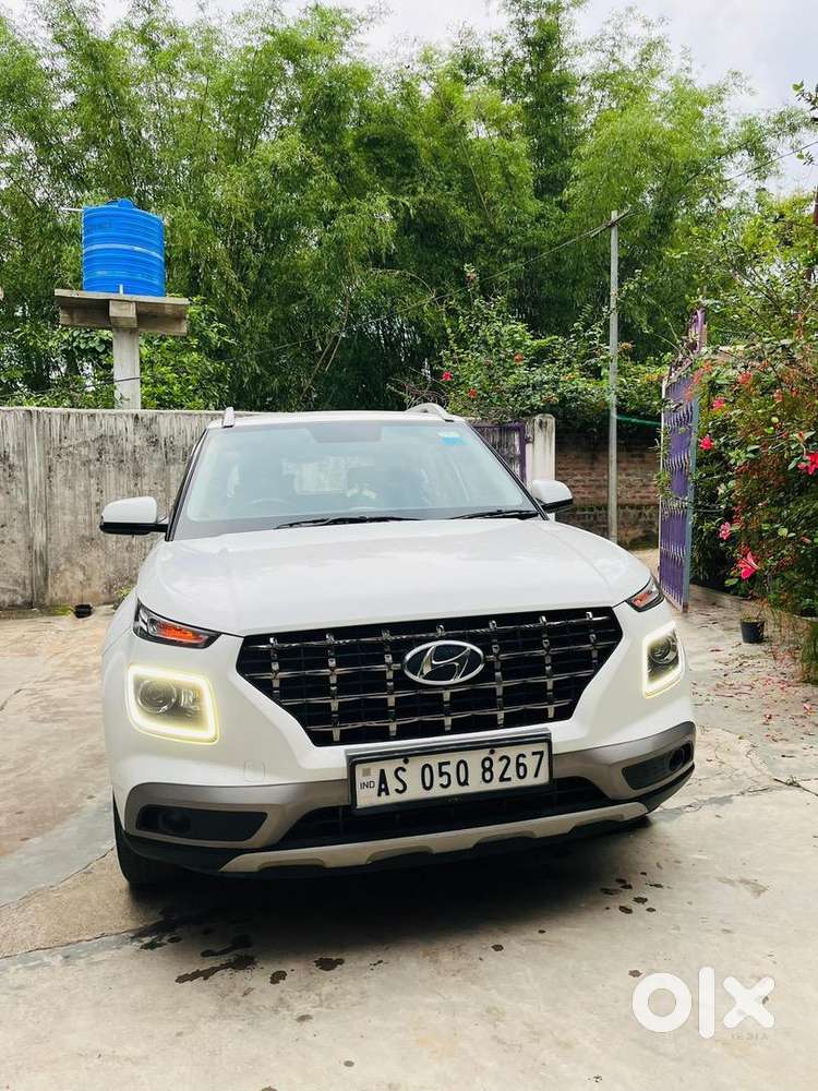 Hyundai Venue Govt. Officer Driven