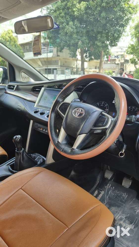 Toyota Innova Crysta 2.4 Gx Mt 8s, 2017, Diesel