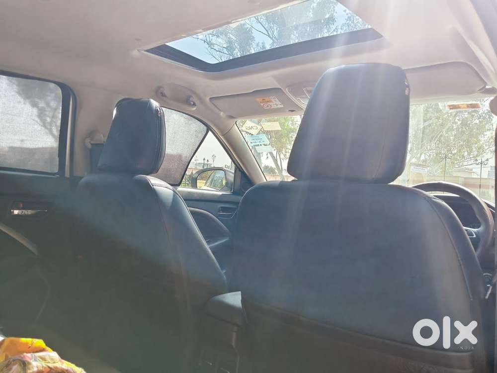 Maruti Suzuki Brezza 1.5 Zxi Cng Dual Tone, 2022, Cng & Hybrids