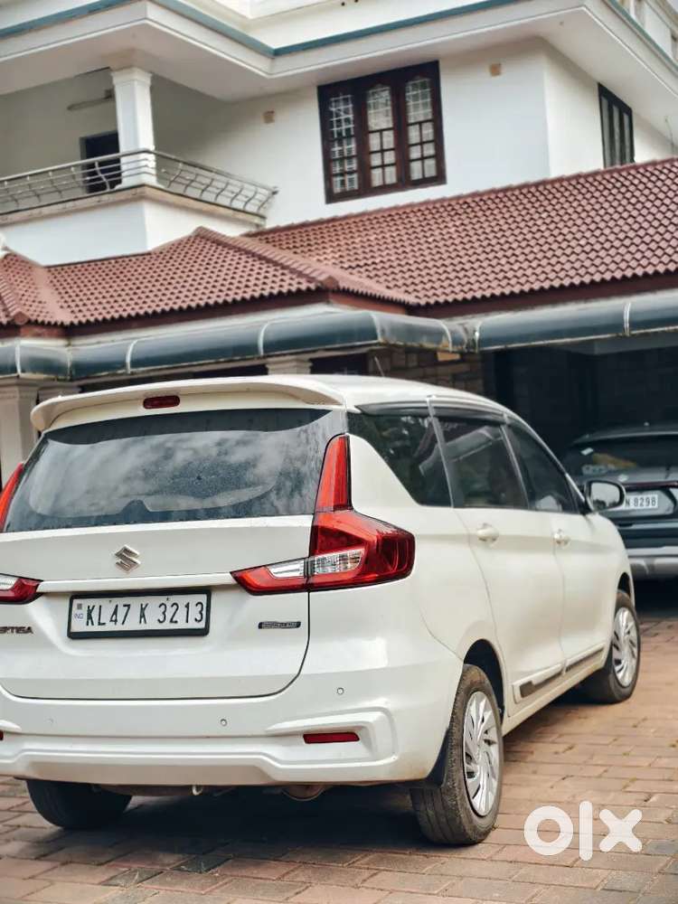 Maruti Suzuki Ertiga 2021 Petrol Hybrid Well Maintained