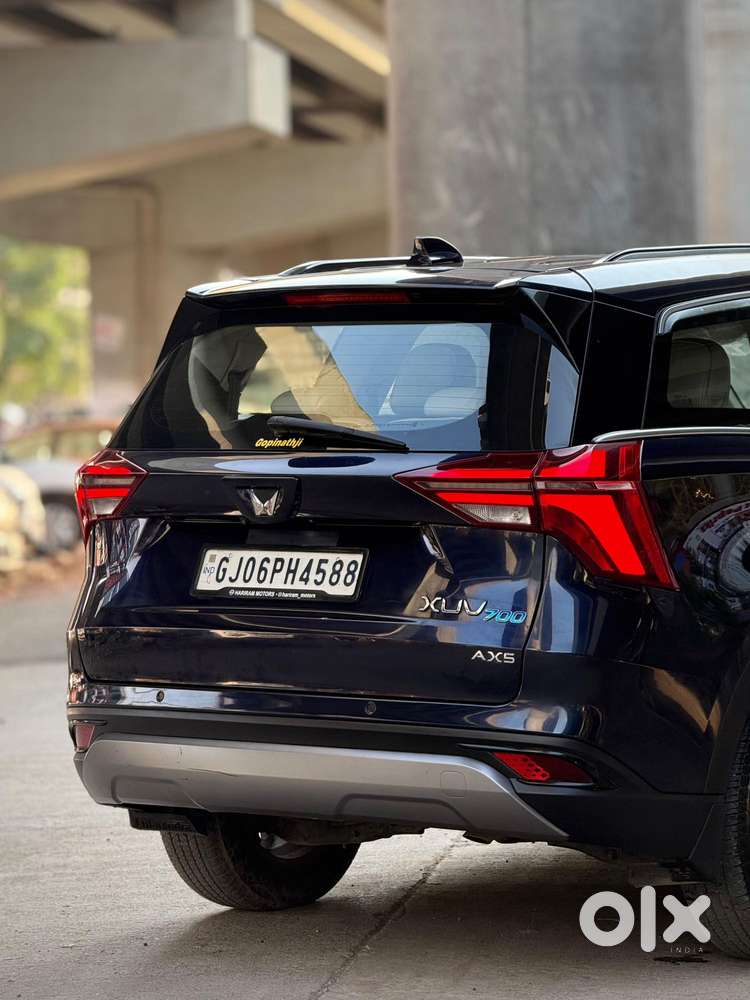 Mahindra Xuv700 2.2 Ax 5 Diesel At 7 Str, 2022, Diesel