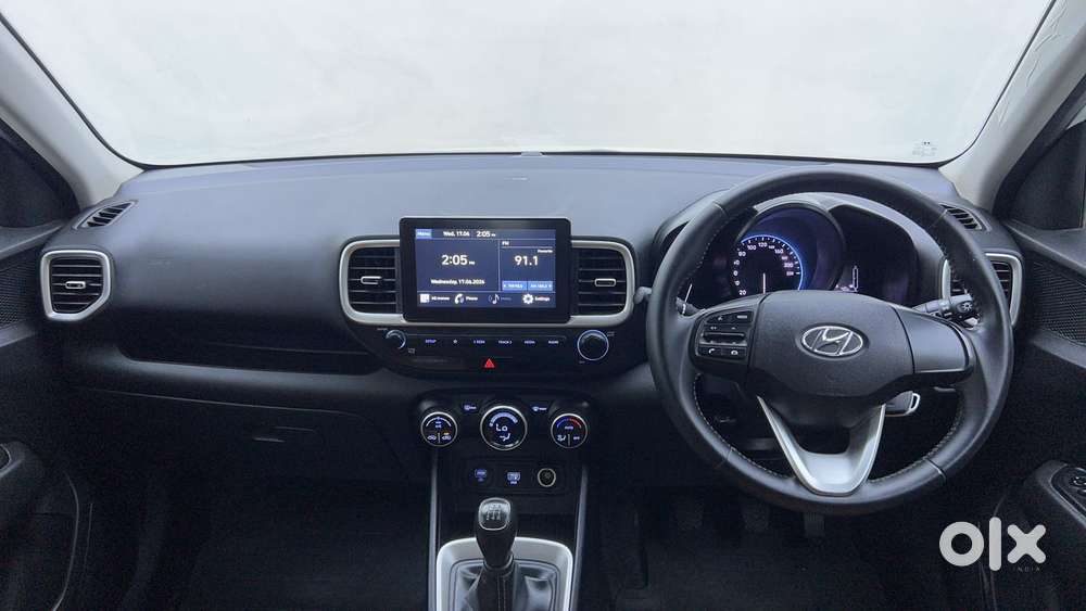 Hyundai Venue 1.2 S Plus, 2020, Petrol