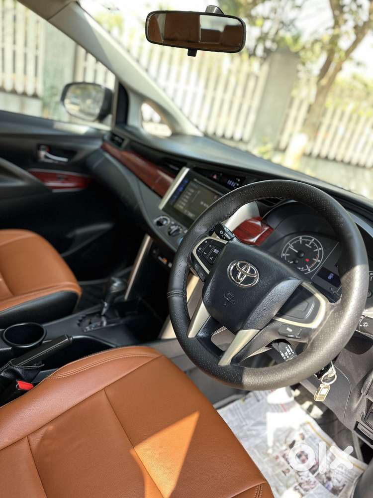 Toyota Innova Crysta 2.8 Gx At 8 Seater, 2019, Diesel