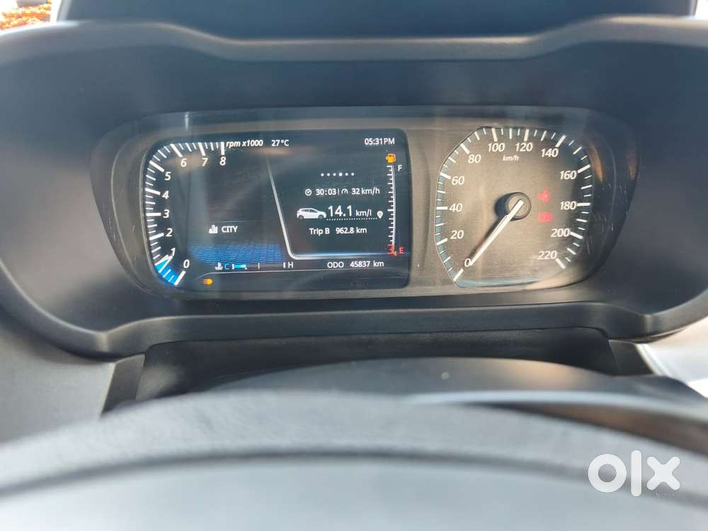 Tata Altroz Xz, 2020, Petrol