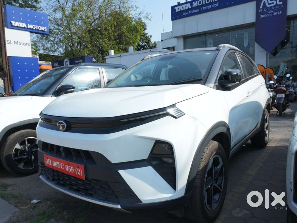 Tata Nexon Fearless Pr 1.2 Revotron Petrol 6 Mt Dt, 2025