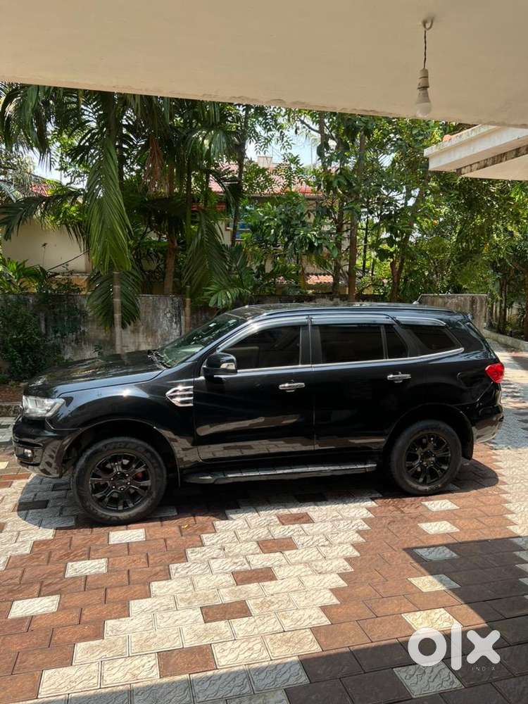 Ford Endeavour Titanium Plus 2019 Diesel Well Maintained