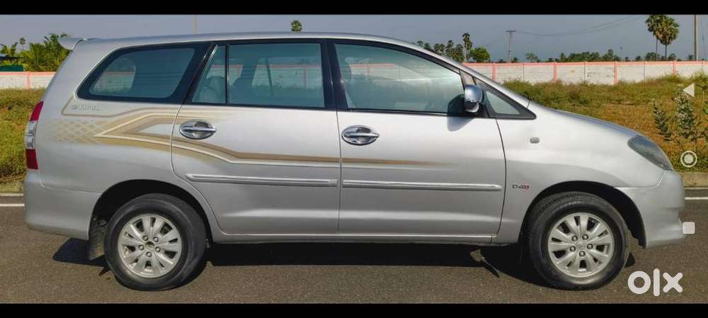 Toyota Innova 2.5 V 7 Str, 2010, Diesel