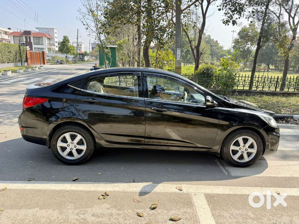 Hyundai Fluidic Verna, 2012, Petrol