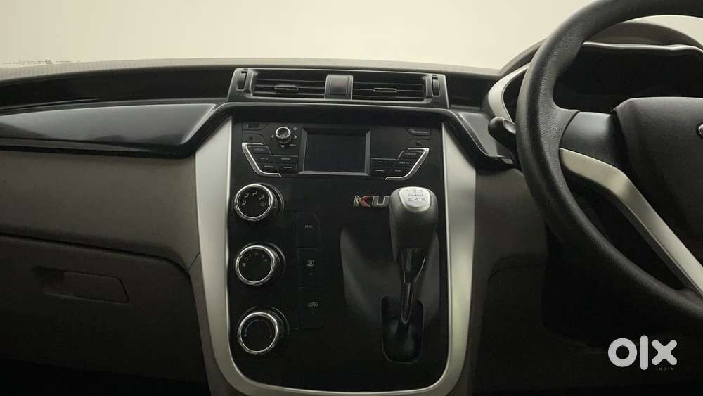 Mahindra Kuv 100 2016-2017 Mfalcon G80 K6 5str, 2016, Petrol