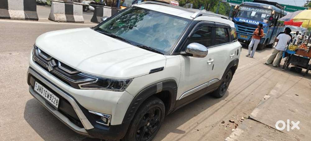 Maruti Suzuki Brezza 1.5 Zxi Smart Hybrid, 2022, Petrol