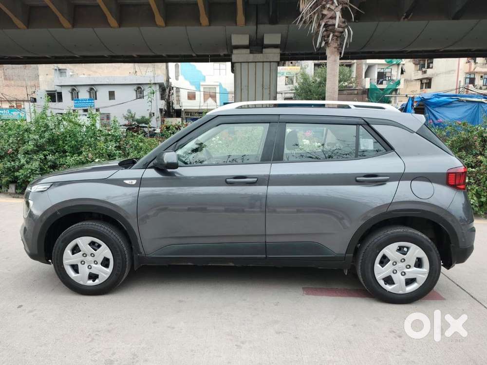 Hyundai Venue S 1.2 Petrol, 2020, Petrol