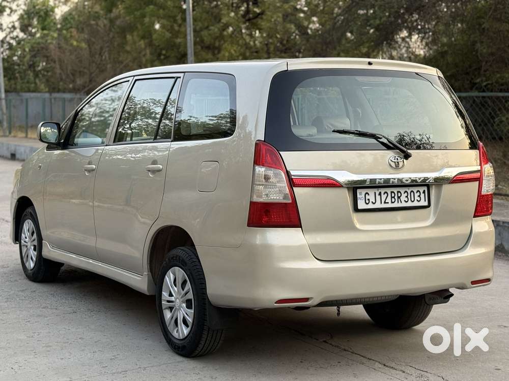 Toyota Innova 2.5 G (diesel) 8 Seater, 2013, Diesel