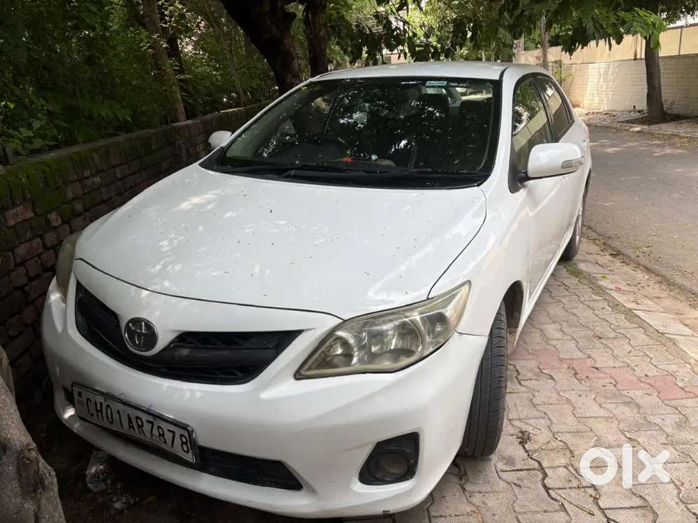 Toyota Corolla Altis 2012 Manual