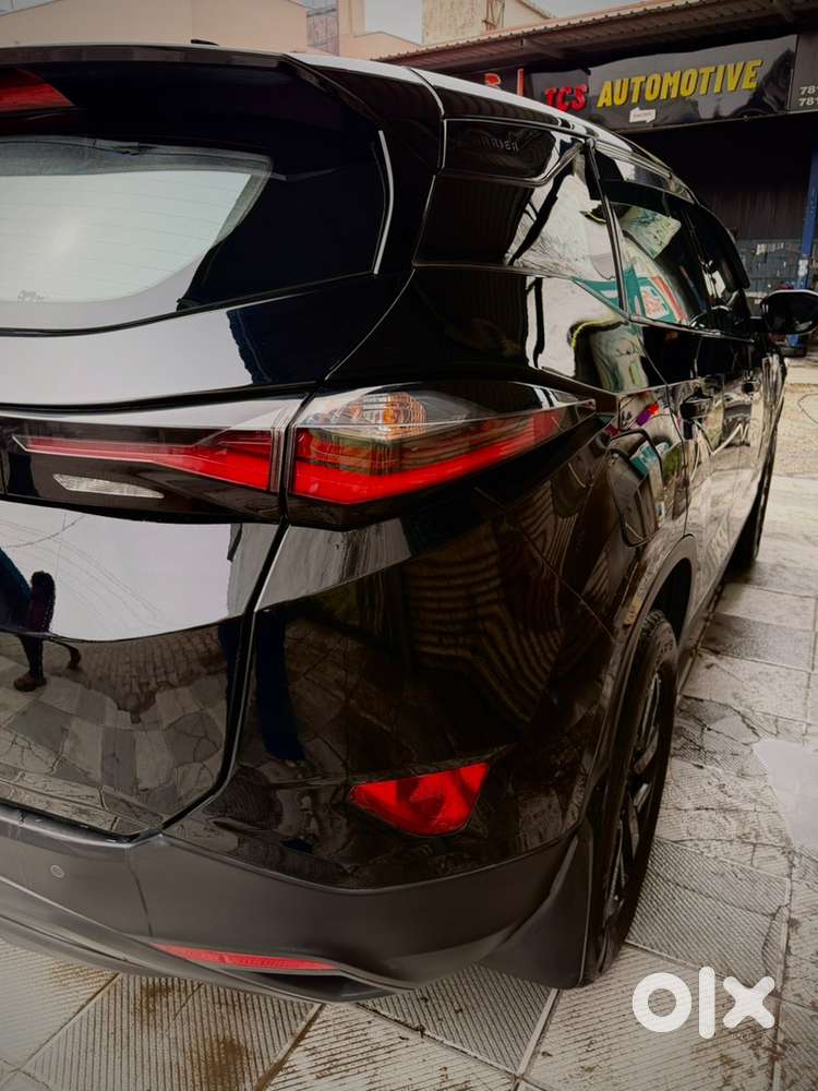 2023 Tata Harrier Diesel Dark Edition