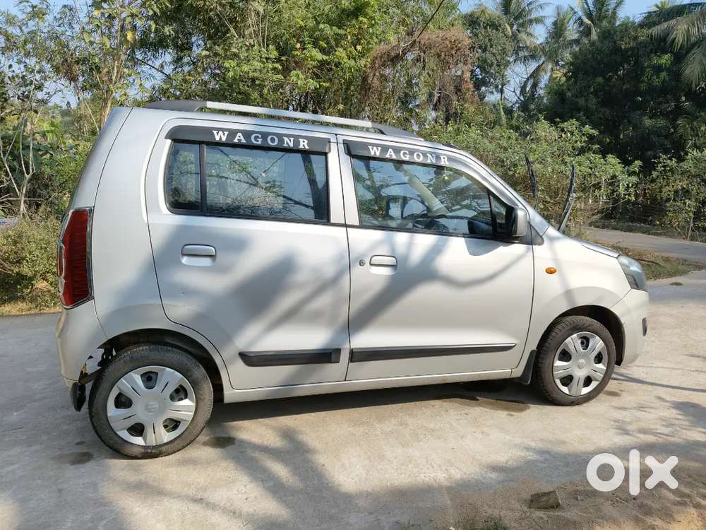 Maruti Suzuki Wagon R 1.0 2011