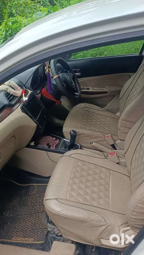 Maruti Suzuki Dzire 2017 Petrol 42000 Km Driven